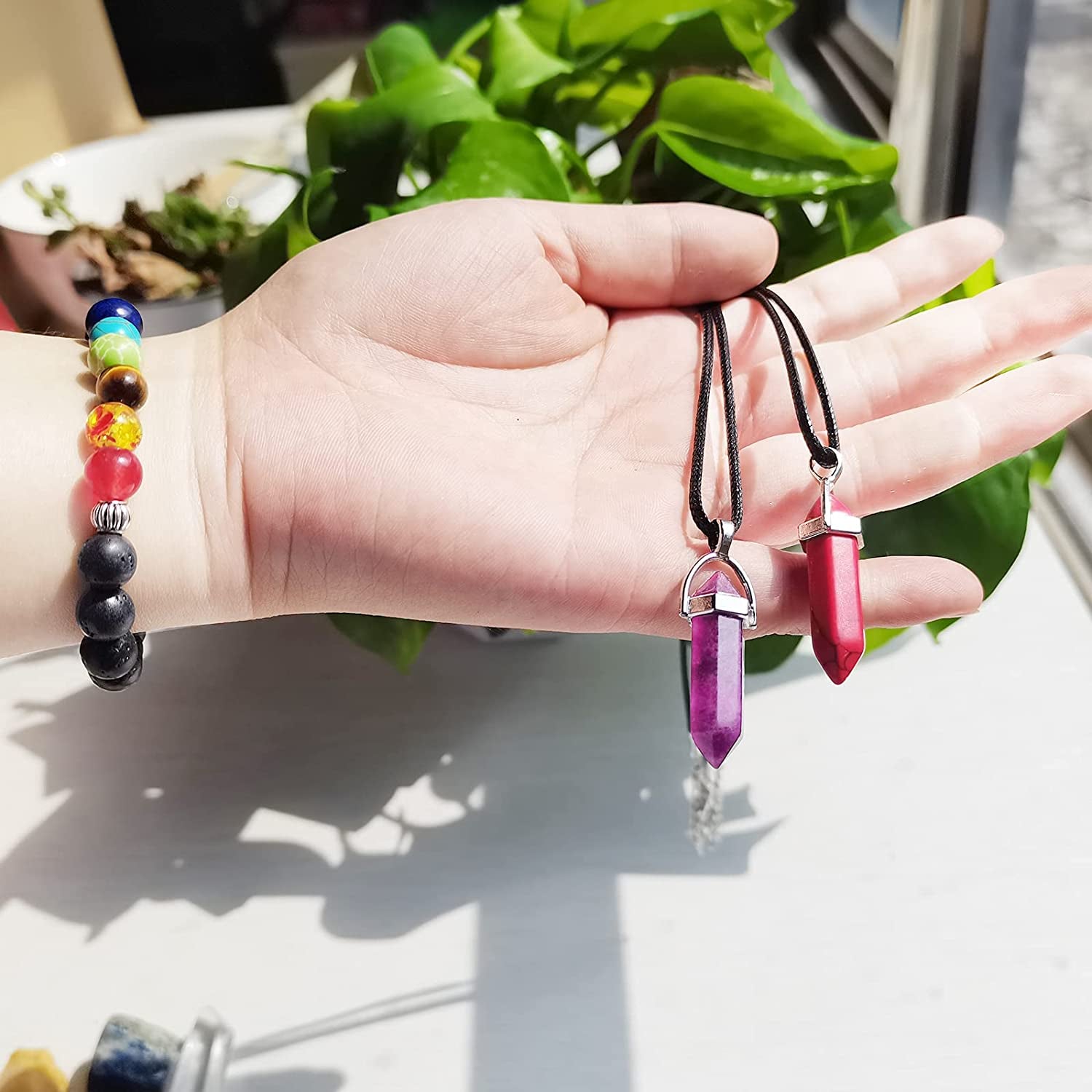 19Pcs Healing Crystals Stones Set Real Energy Crystals for Beginners, 7 Raw and 7 Tumbled Spiritual Chakra Stones, 1 Selenite Crystal, 1 Clear Crystal Column, 1 Lava Bracelet, 2 Agate Necklace